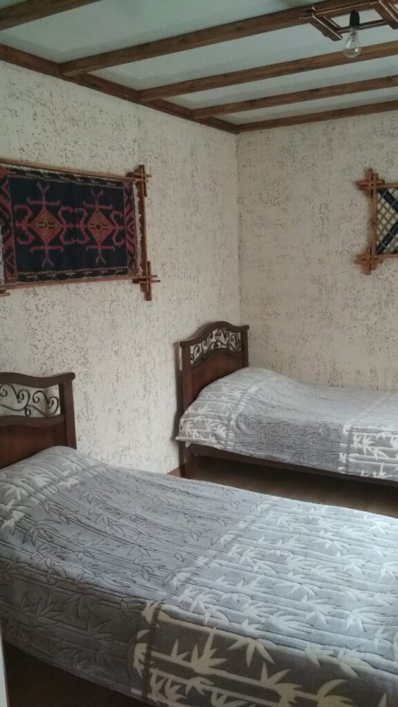 Уютные комнаты для туристов в отеле Дагестана